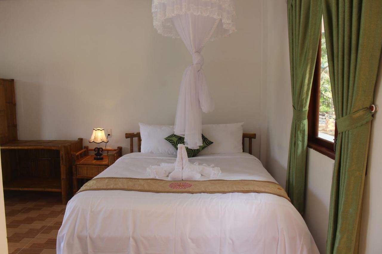 Tra Vinh Lodge Nguyet Hang Εξωτερικό φωτογραφία
